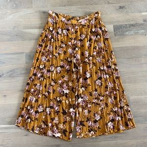 American Eagle Wide Leg Flowy pants